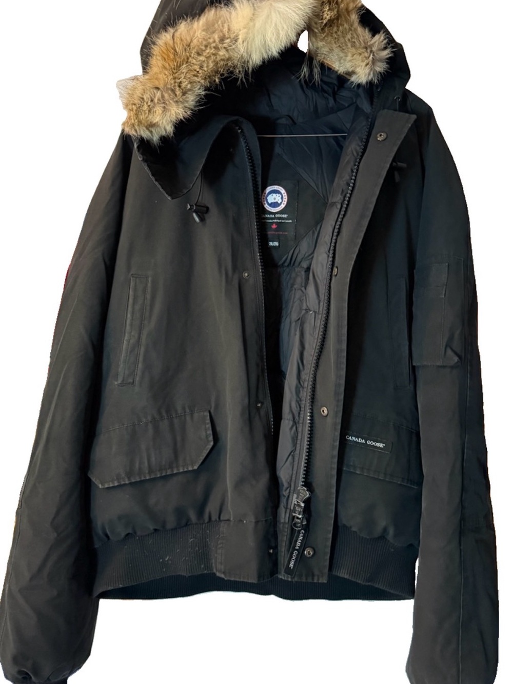 Canada Goose Chilliwack Style 7950M Black Bomber Parka with Coyote Fur TEI-3